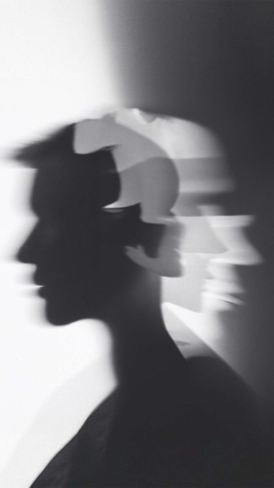 Dawn Whispers L'Entropiste